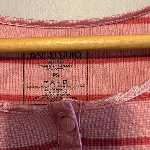 Bay Studio 3/4 sleeve top - Picture 4 of 5